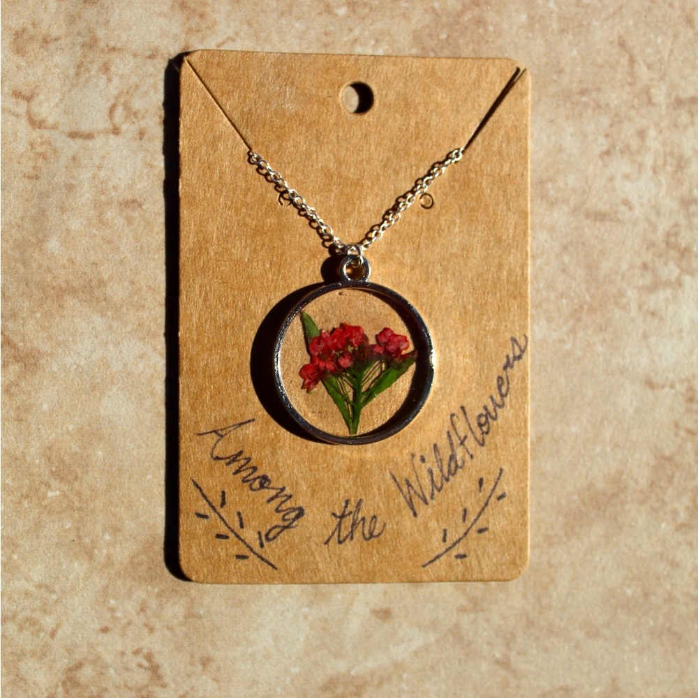 ‼️SOLD‼️ RED WILDFLOWER NECKLACE
